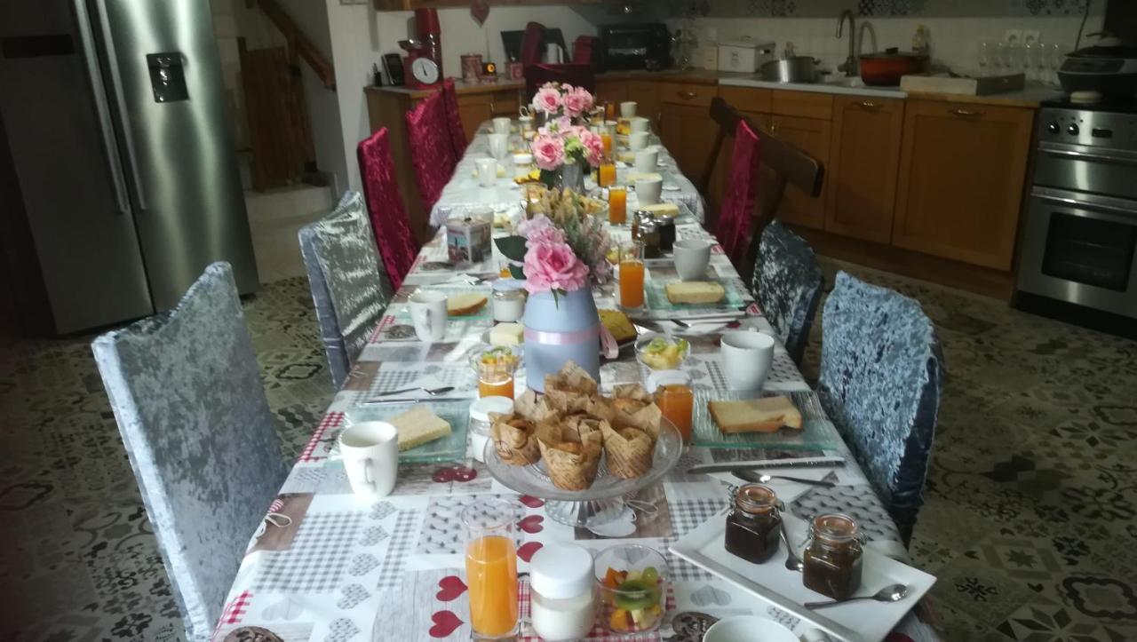 La Gerbaudiere Chambres&Table D Hotes Proche Mont Saint Michel Cuisine Maison Notre-Dame-du-Touchet Екстериор снимка