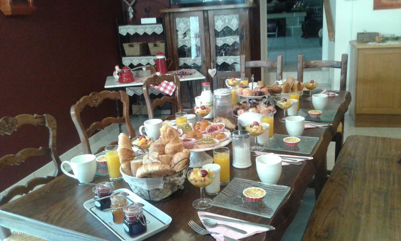 La Gerbaudiere Chambres&Table D Hotes Proche Mont Saint Michel Cuisine Maison Notre-Dame-du-Touchet Екстериор снимка